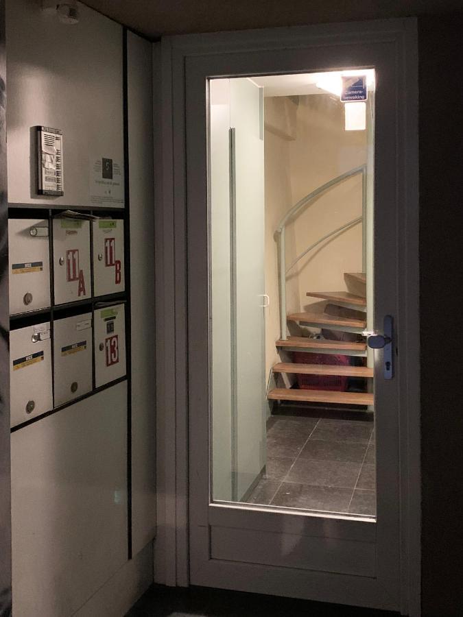 Cosy Apartment Inner City Гент Екстериор снимка